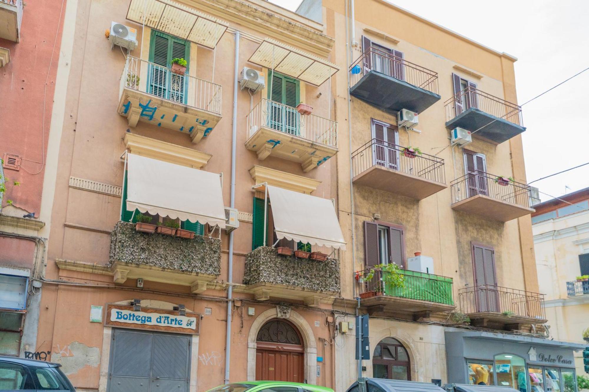 Apartmán Dimora Dante 310 Bari Exteriér fotografie